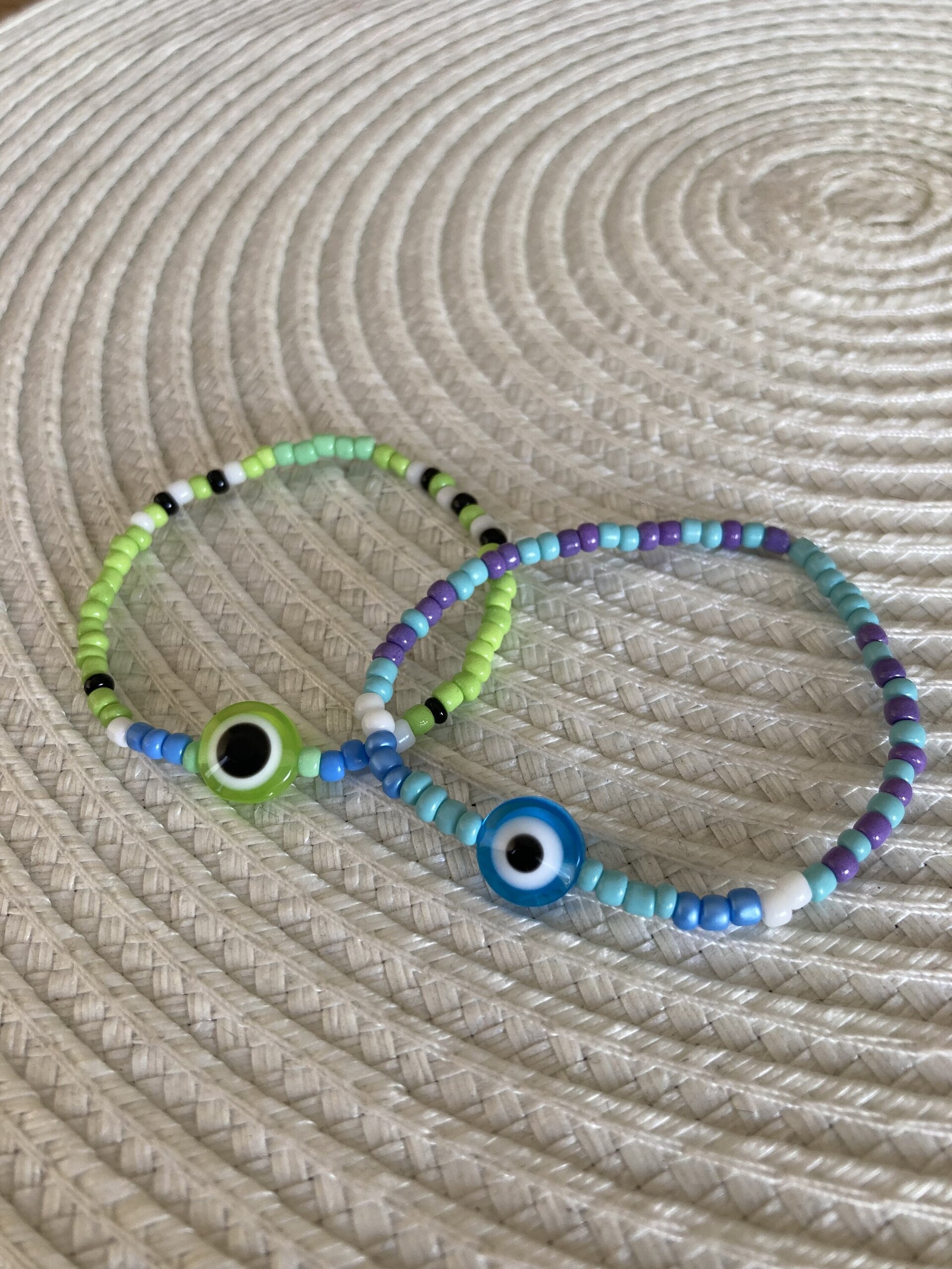 Pulseras de Mike Wazowski y Sully - 1