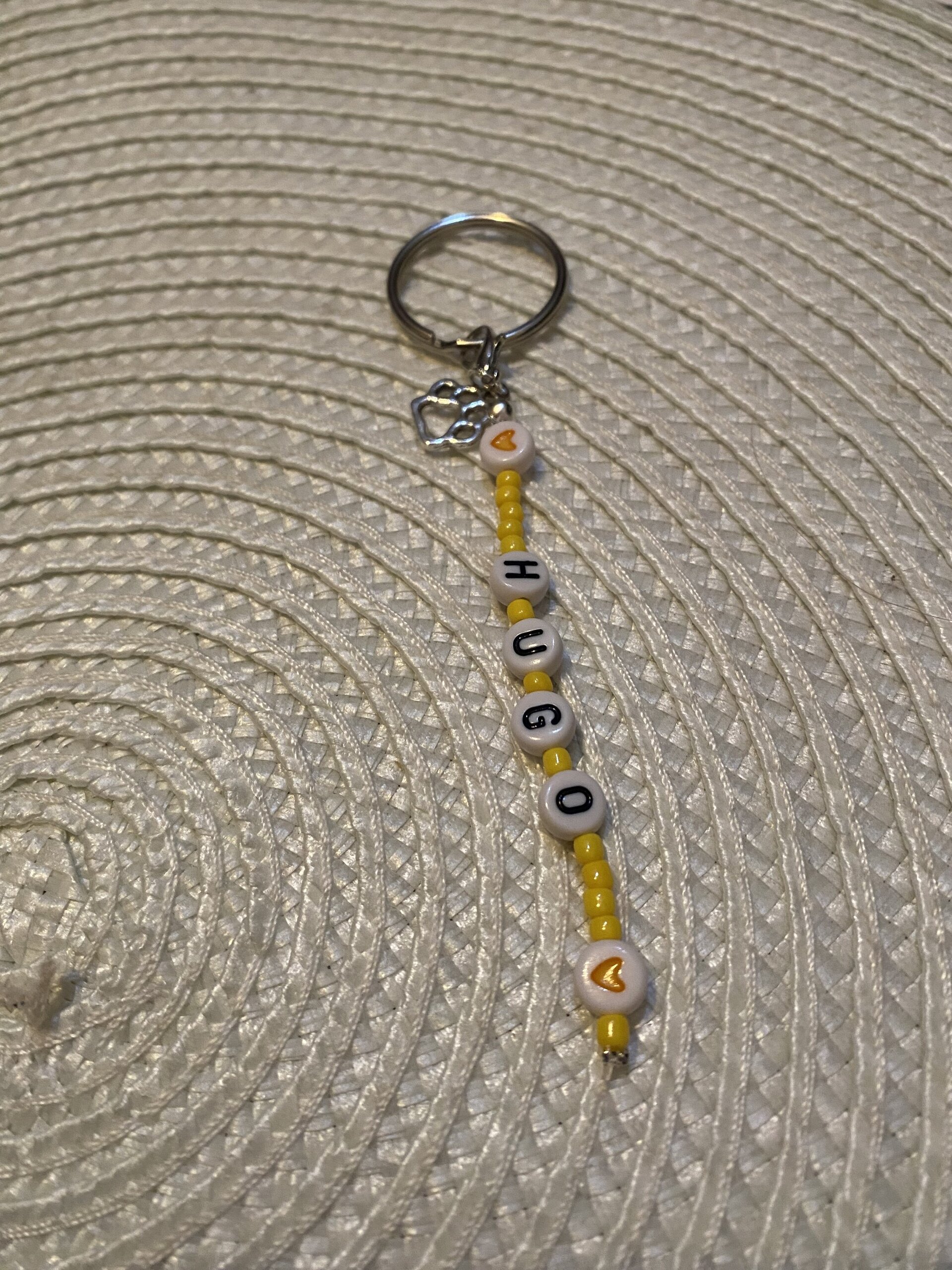 Llavero personalizado con el nombre de tu mascota - 2